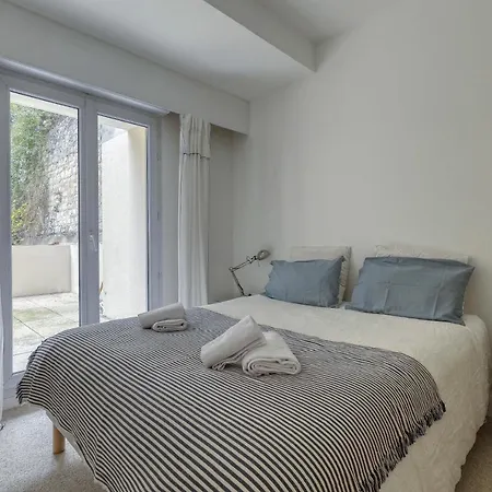 Nice 1br Flat-huge Private Terrace Garden-paris 20 *