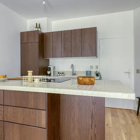 Nice 1br Flat-huge Private Terrace Garden-paris 20 Apartamento *