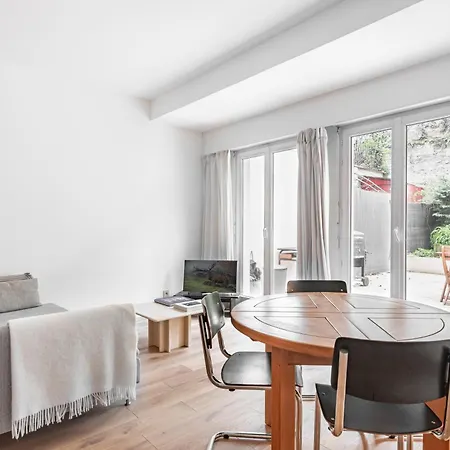 Nice 1br Flat-huge Private Terrace Garden-paris 20 *