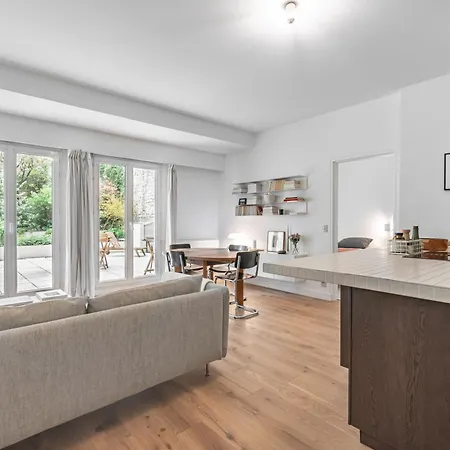 Nice 1br Flat-huge Private Terrace Garden-paris 20 Apartamento *
