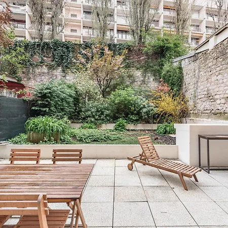 Apartamento Nice 1br Flat-huge Private Terrace Garden-paris 20 Paris